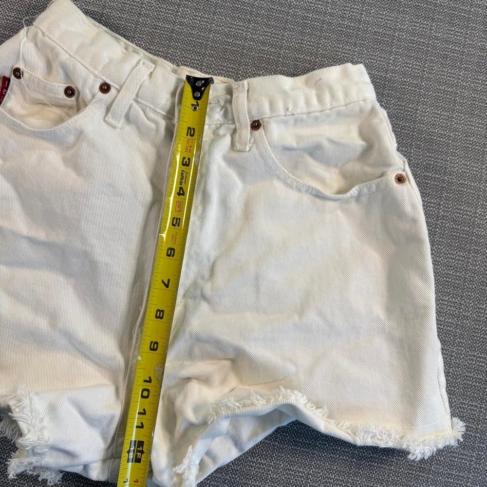 Lei Y2K White denim high waisted shorts. - Picture 3 of 7
